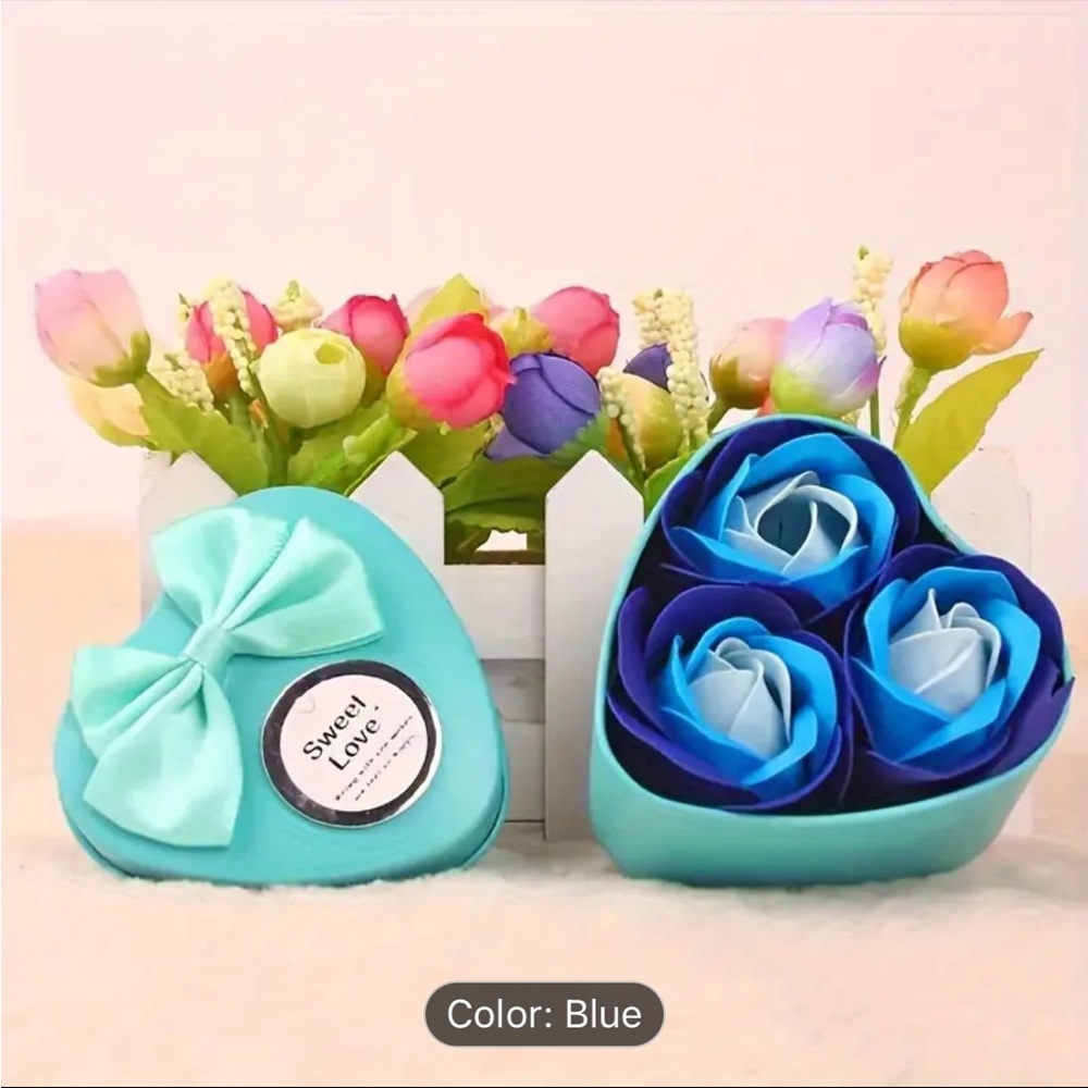🌵 1pc,‎ Heart Shaped Box Soap Rose Flowers, Valentine's Day Gift, NWOT